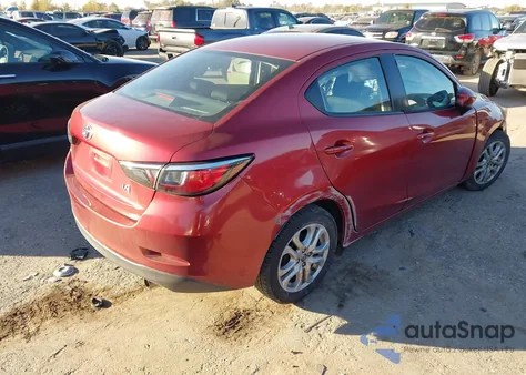 2018 Toyota Yaris Ia z USA, uszkodzony, nr VIN 3MYDLBYV3JY317302